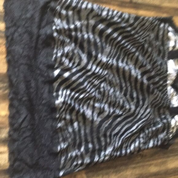 Zebra Print Tank Top with Black Lace Overlay - Picture 3 of 6
